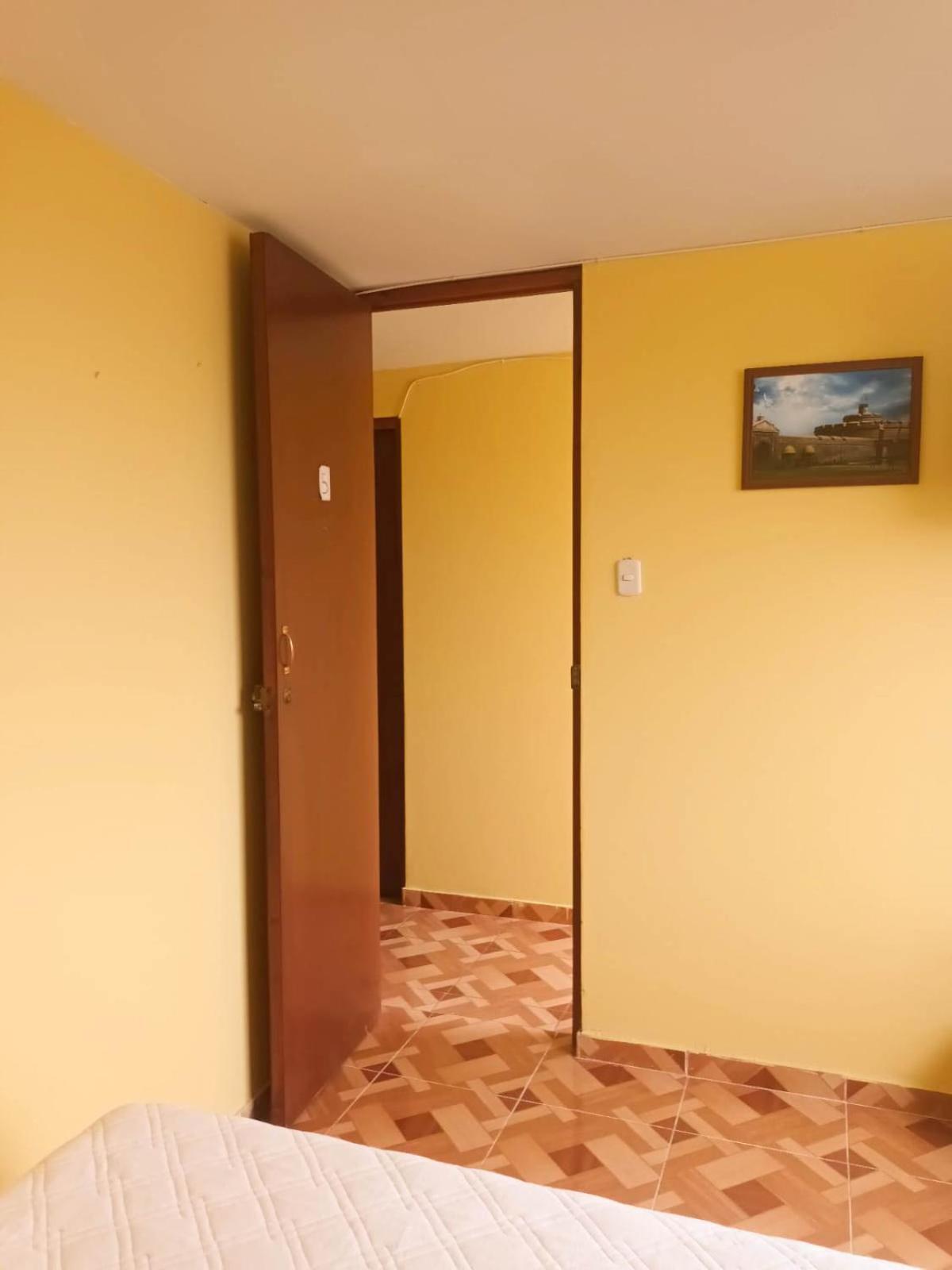 Close To Airport - Free One Time Pickup - A Y J Familia Apartamento Lima