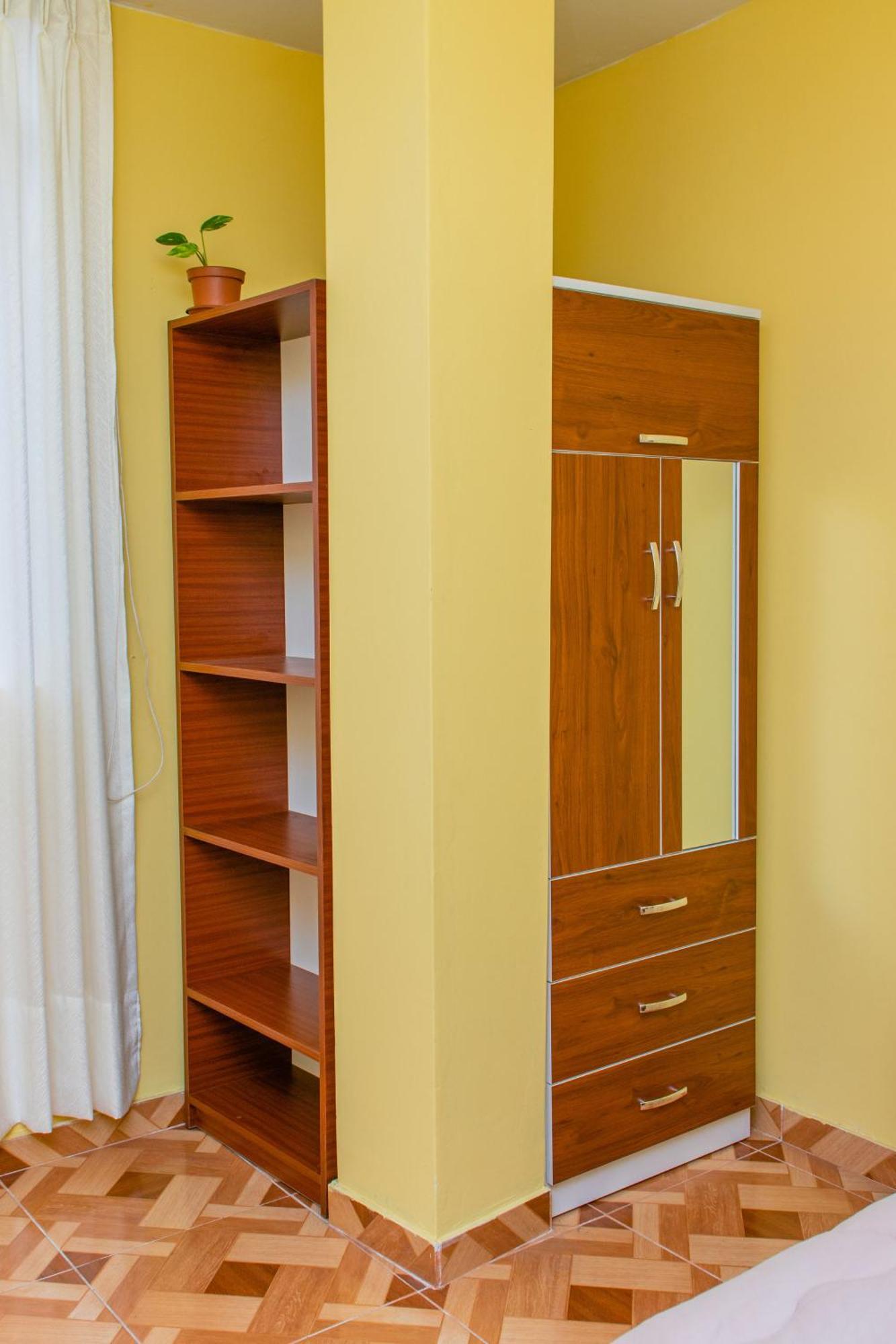 Apartamento Close To Airport - Free One Time Pickup - A Y J Familia Lima