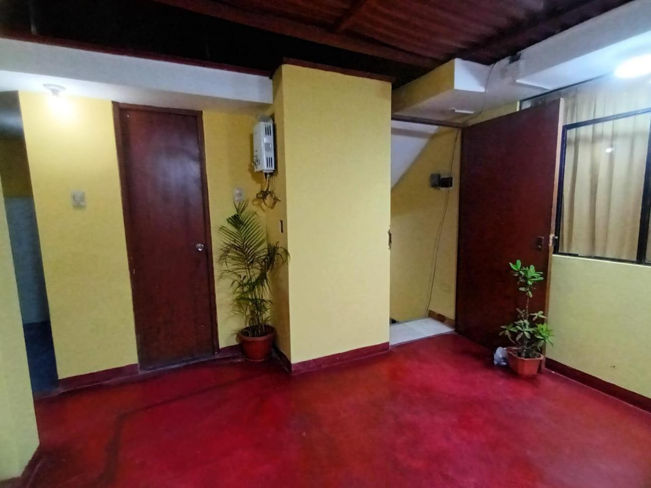 Close To Airport - Free One Time Pickup - A Y J Familia * Lima