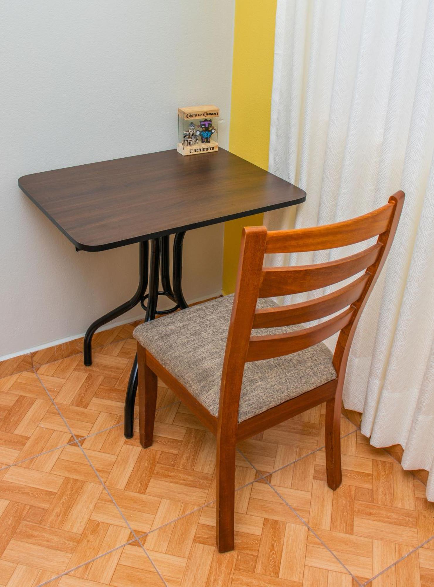 Close To Airport - Free One Time Pickup - A Y J Familia Apartamento Lima