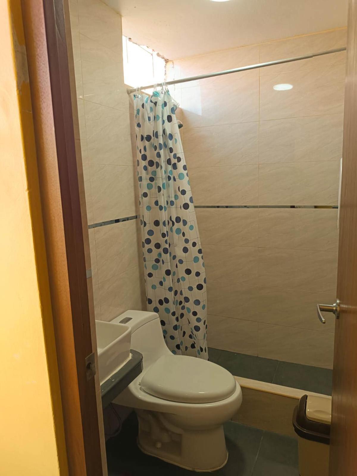 Apartamento Close To Airport - Free One Time Pickup - A Y J Familia Lima